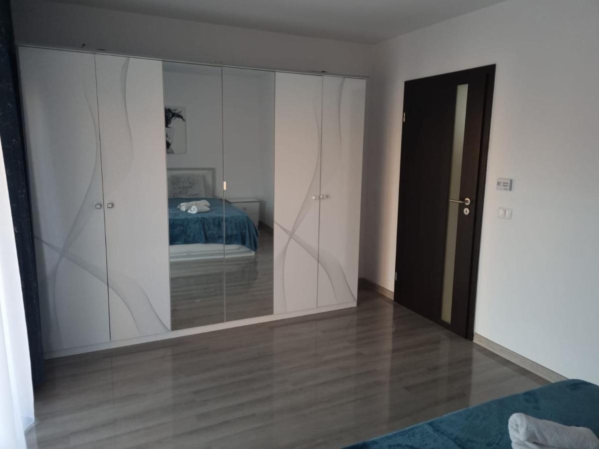 Izabella Guest House 萨彻勒 外观 照片