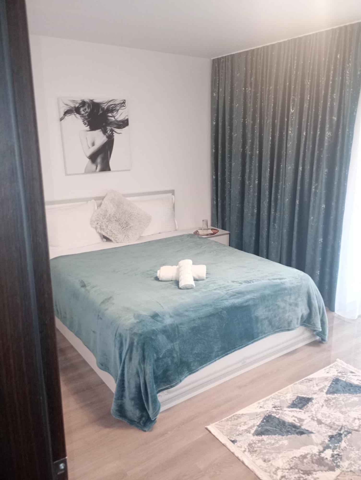 Izabella Guest House 萨彻勒 外观 照片