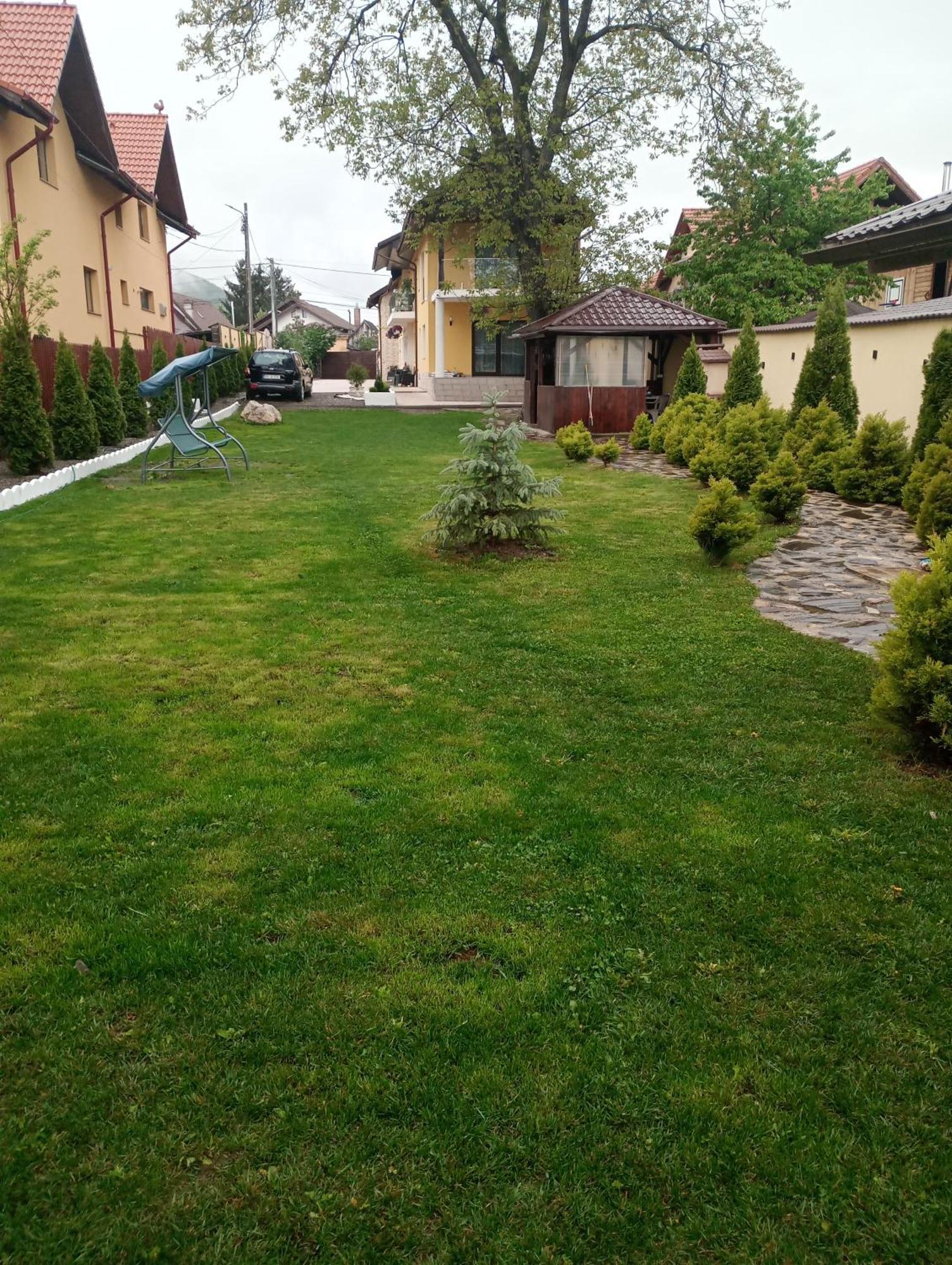 Izabella Guest House 萨彻勒 外观 照片